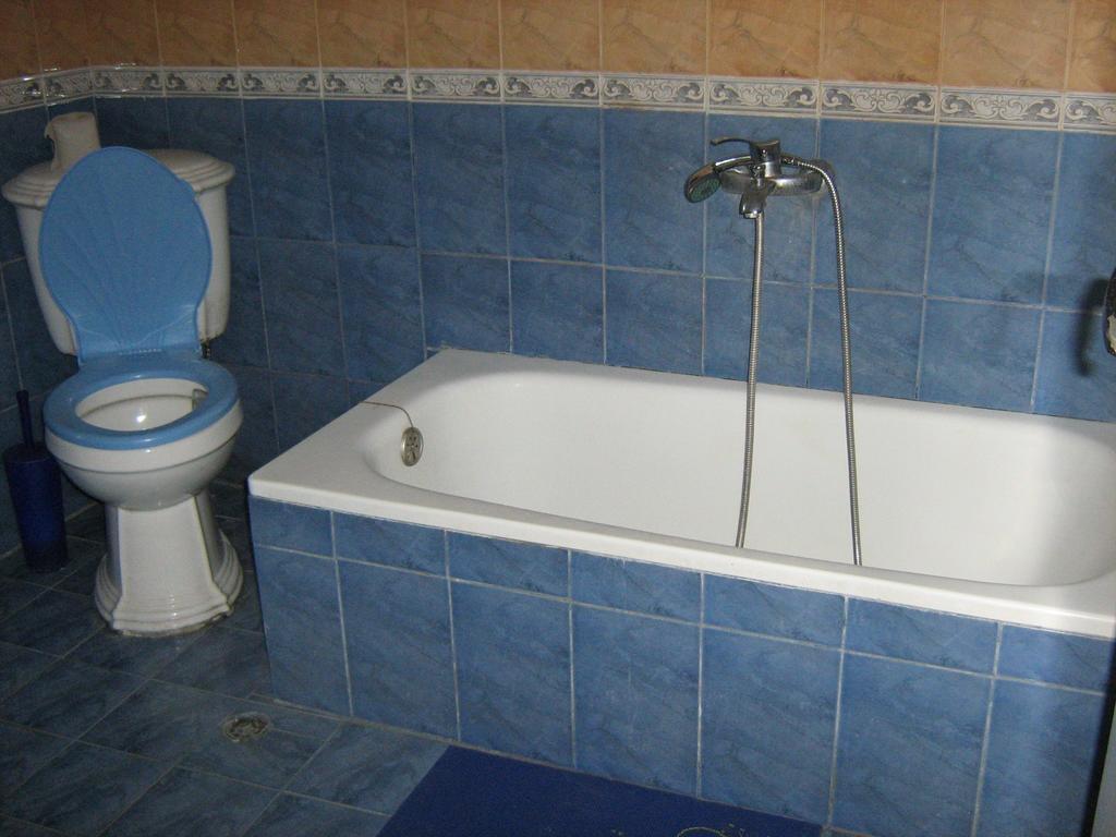 Guestrooms Ross Veliko Tarnovo Pokoj fotografie